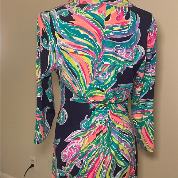 Lilly Pulitzer size medium like new! - Picture 3 of 4